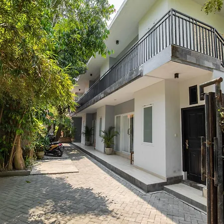 Double A House Hotel